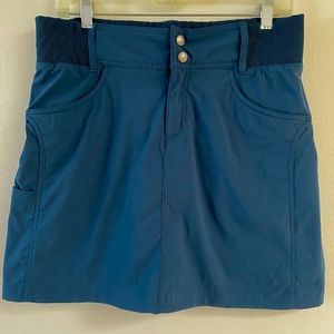 Title nine clamber skort size 8 in aquamarine